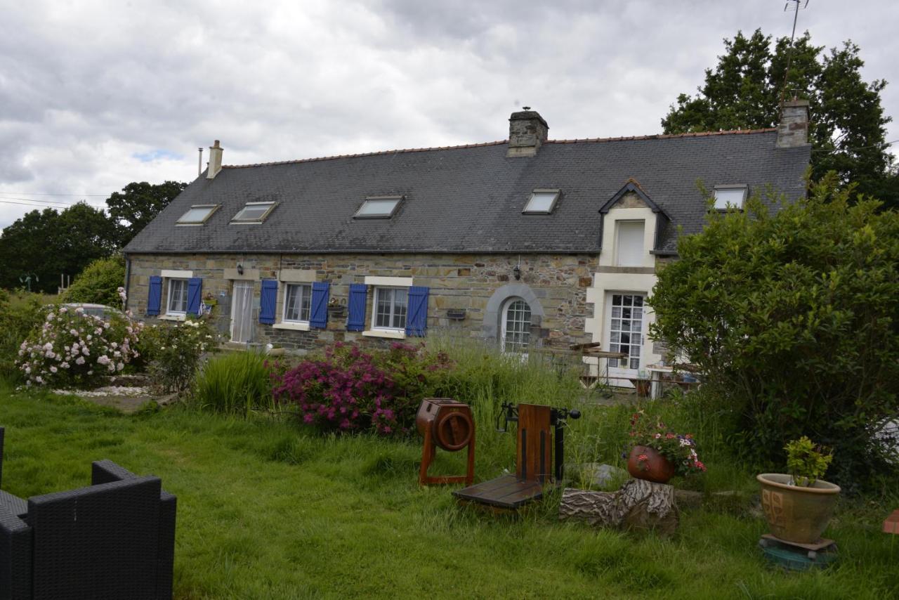 Couloumine Breizh Bed and Breakfast Saint-Aignan  Eksteriør billede